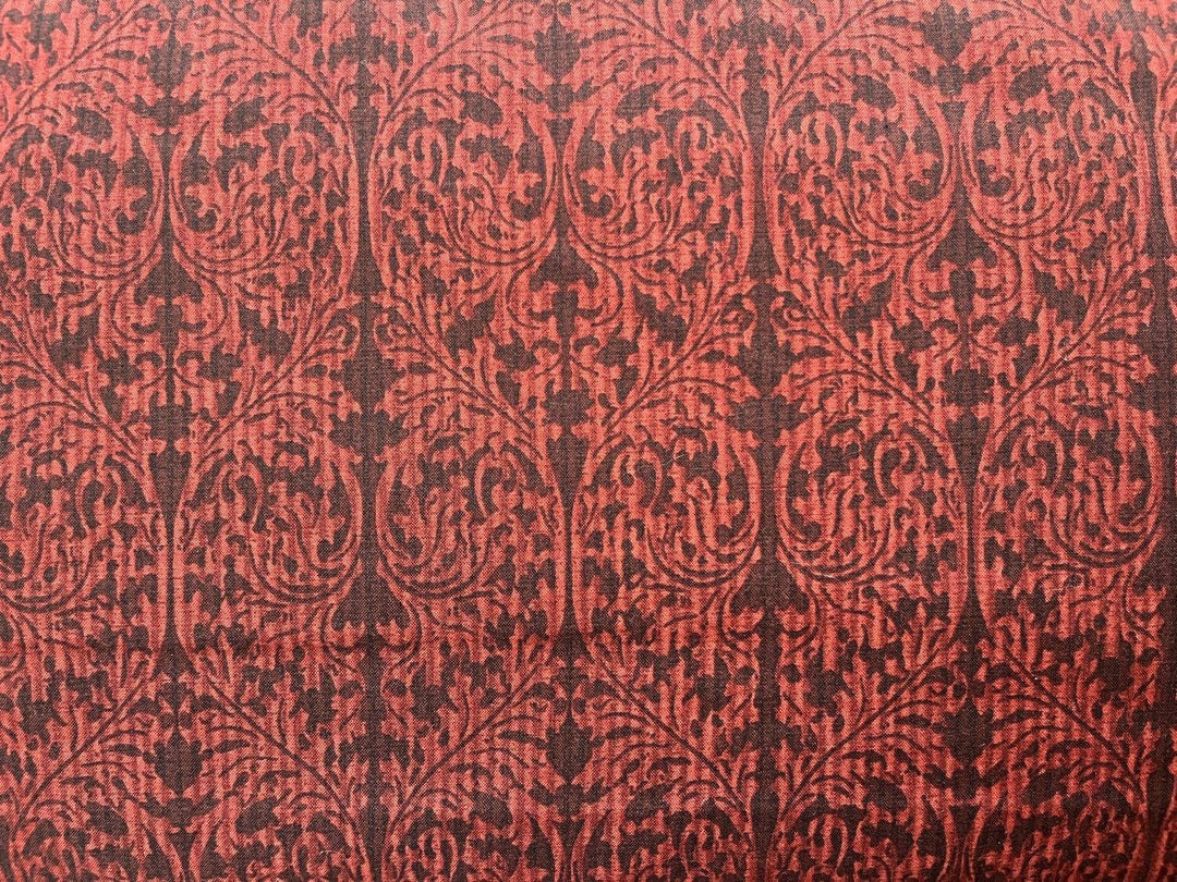 Red Dreamscapes 1.66 yards flat fold