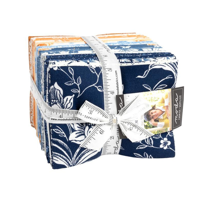 Denim Daisies Fat Quarter Bundle - 34 pieces